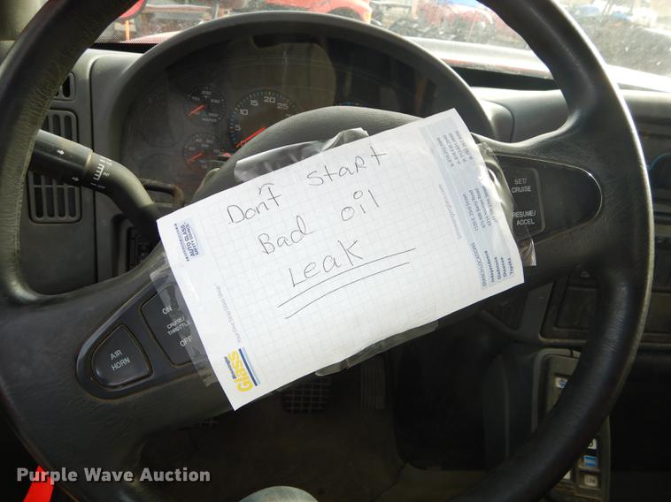 image for item DB0409 2003 International 7500 dump truck