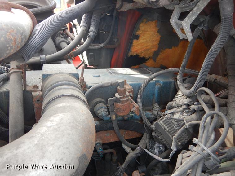 image for item DB0409 2003 International 7500 dump truck