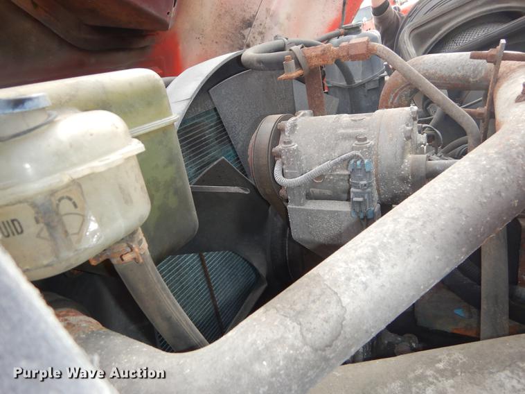 image for item DB0409 2003 International 7500 dump truck