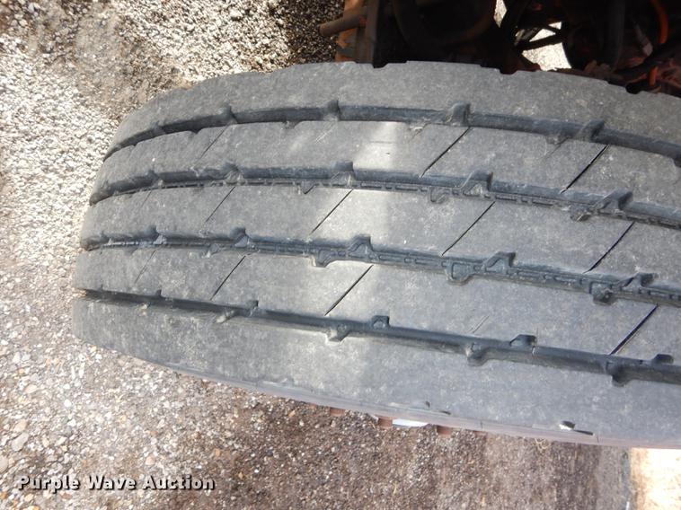 image for item DB0409 2003 International 7500 dump truck