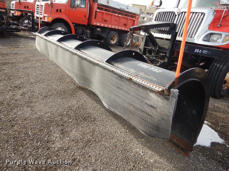 image for item DB0409 2003 International 7500 dump truck