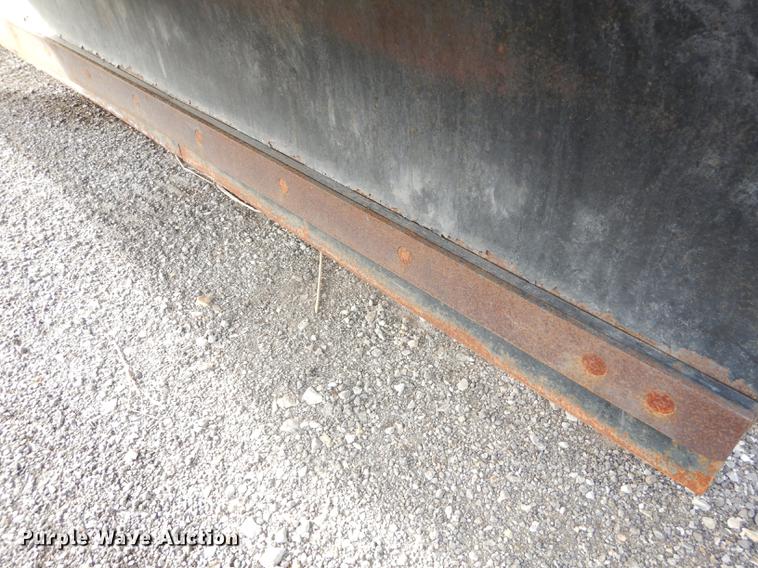 image for item DB0409 2003 International 7500 dump truck