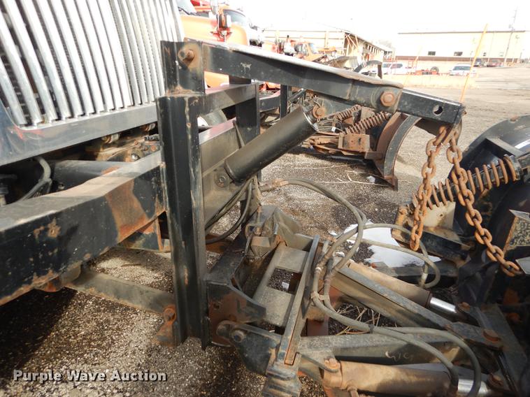 image for item DB0409 2003 International 7500 dump truck