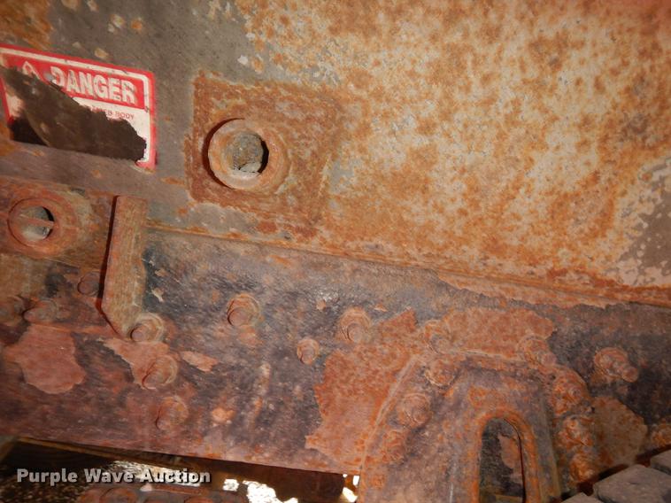 image for item DB0409 2003 International 7500 dump truck