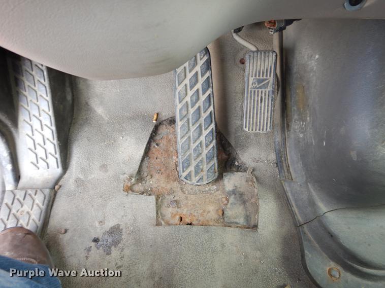 image for item DB0410 2003 Sterling LT7500 dump truck