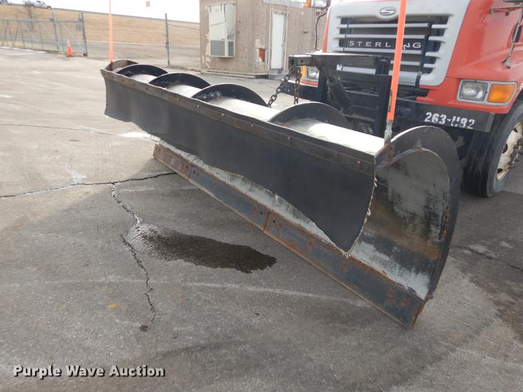 image for item DB0410 2003 Sterling LT7500 dump truck