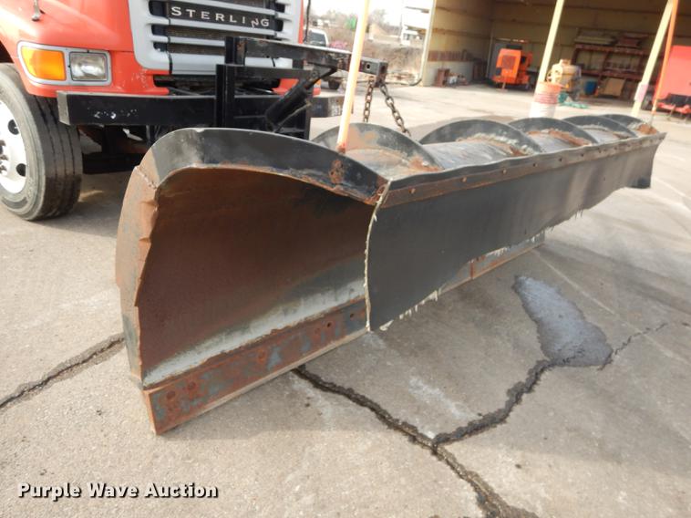 image for item DB0410 2003 Sterling LT7500 dump truck