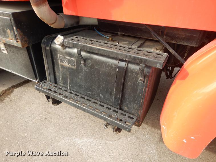 image for item DB0410 2003 Sterling LT7500 dump truck