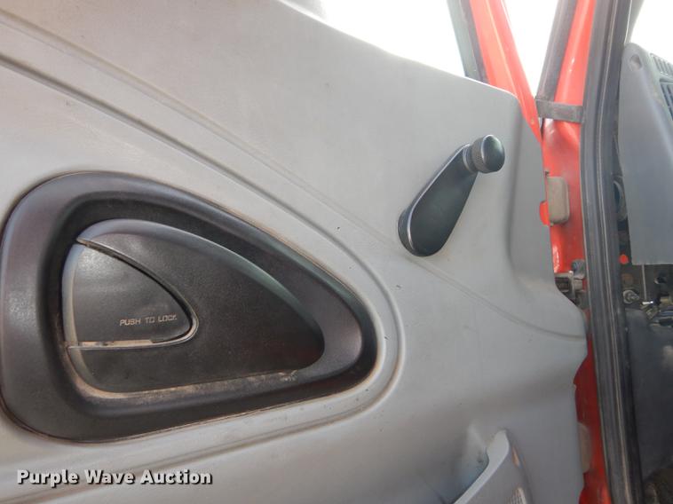 image for item DB0416 2007 International 7400 dump truck