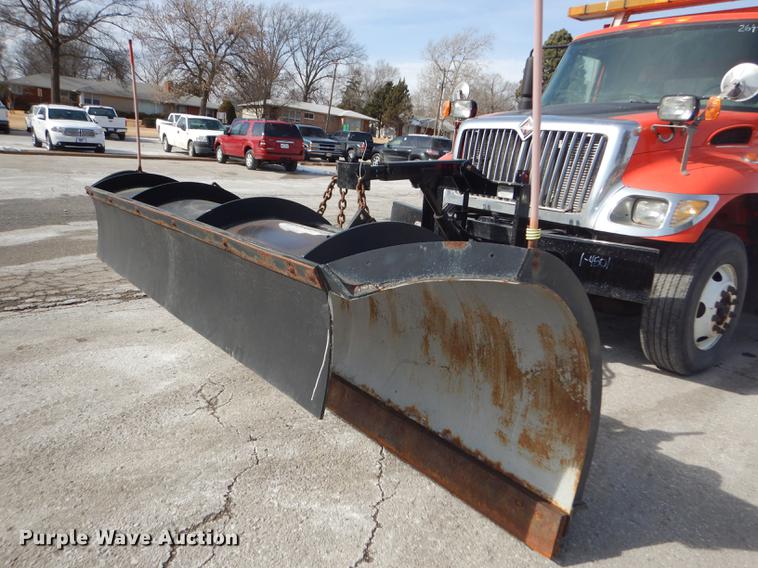 image for item DB0416 2007 International 7400 dump truck