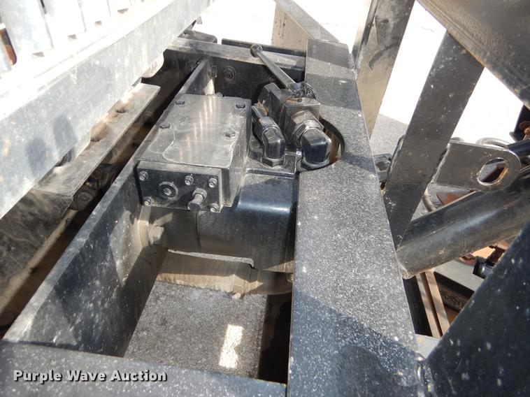 image for item DB0416 2007 International 7400 dump truck