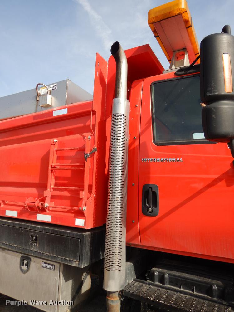 image for item DB0416 2007 International 7400 dump truck