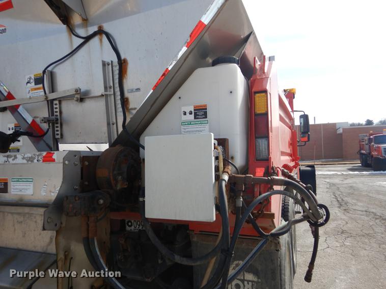 image for item DB0416 2007 International 7400 dump truck