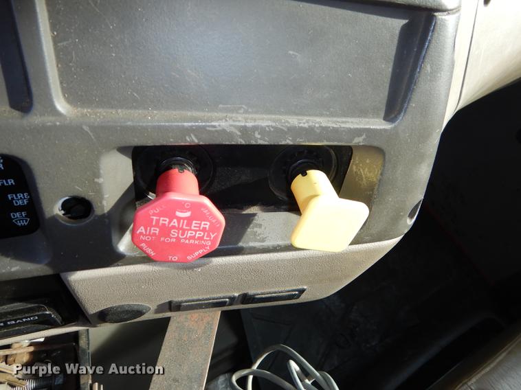 image for item DB0417 2003 Sterling LT7500 dump truck