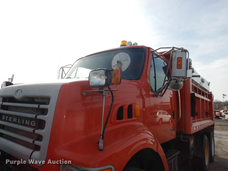 image for item DB0417 2003 Sterling LT7500 dump truck