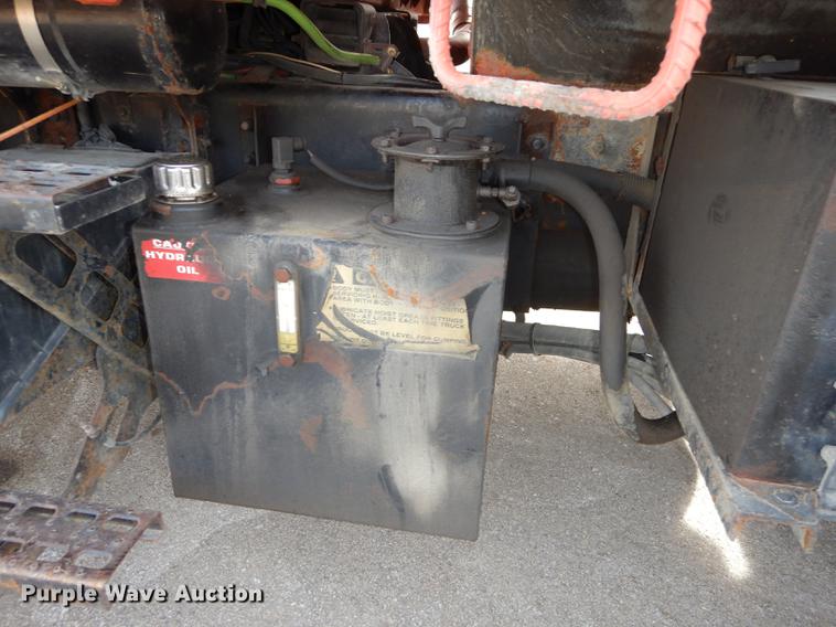 image for item DB0417 2003 Sterling LT7500 dump truck