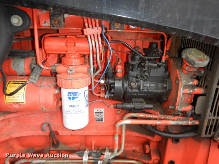 image for item DB0418 1999 New Holland TS100 tractor