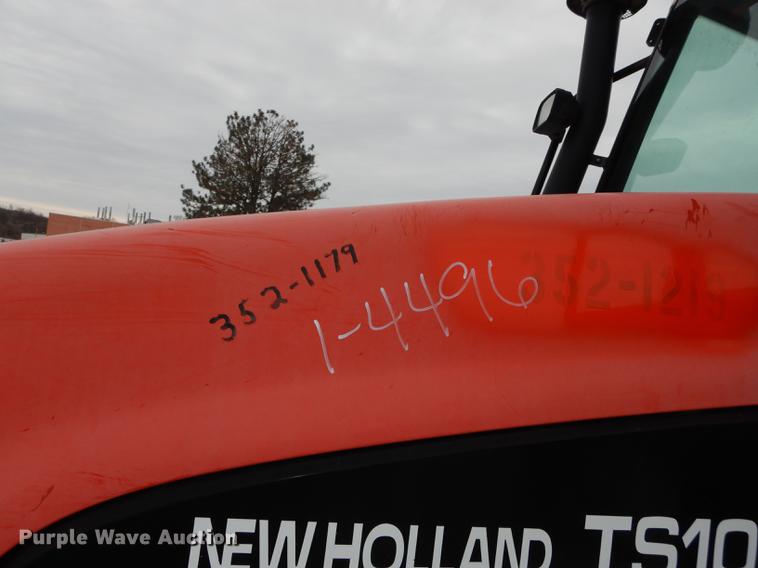 image for item DB0418 1999 New Holland TS100 tractor