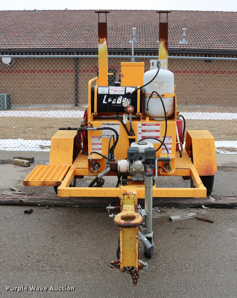 image for item DB6583 2006 LeeBoy L150T asphalt distributor