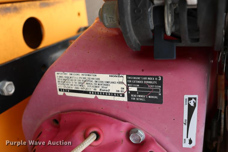 image for item DB6583 2006 LeeBoy L150T asphalt distributor