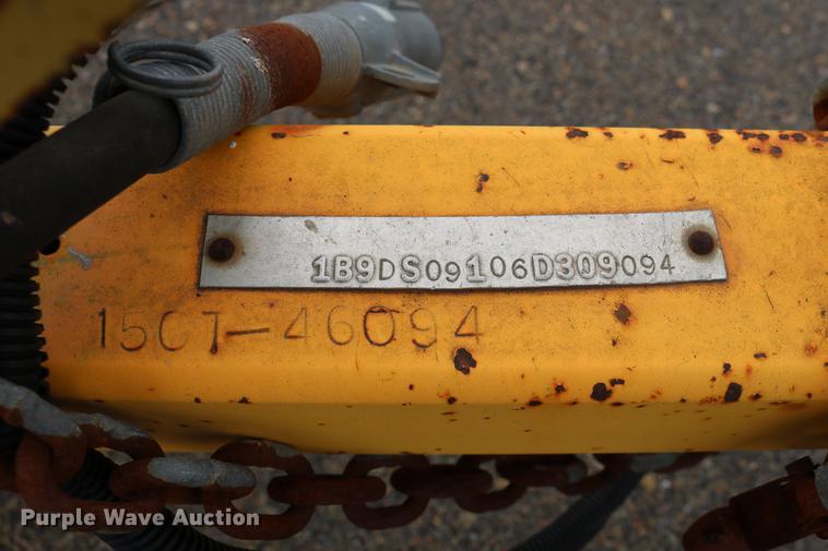 image for item DB6583 2006 LeeBoy L150T asphalt distributor