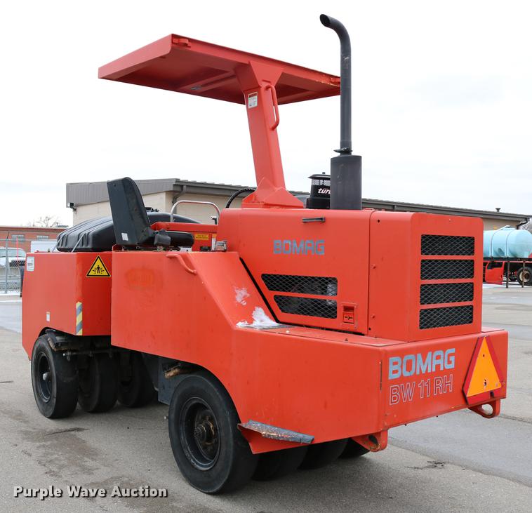 image for item DB6584 2000 Bomag BW11RH pneumatic roller