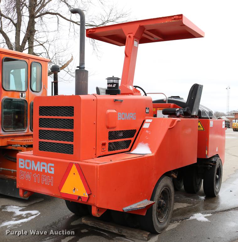 image for item DB6584 2000 Bomag BW11RH pneumatic roller