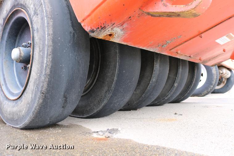 image for item DB6584 2000 Bomag BW11RH pneumatic roller