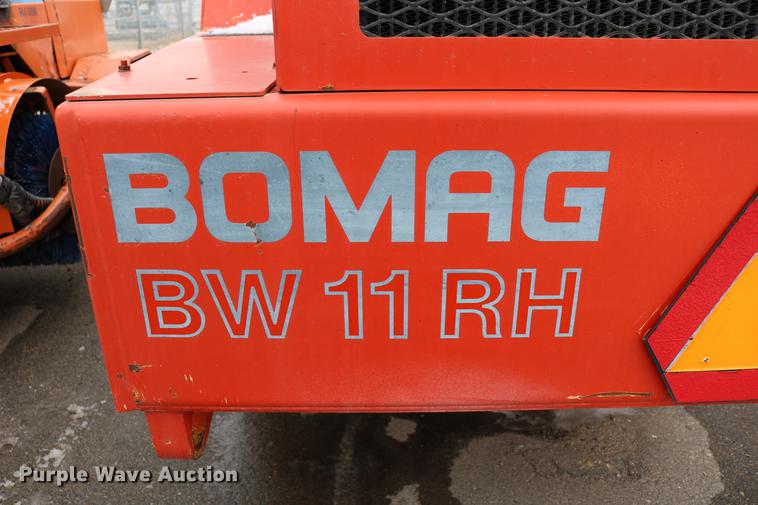 image for item DB6584 2000 Bomag BW11RH pneumatic roller