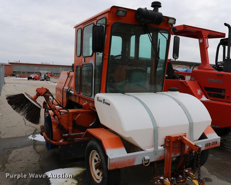 image for item DB6585 2006 Broce RJ350 broom