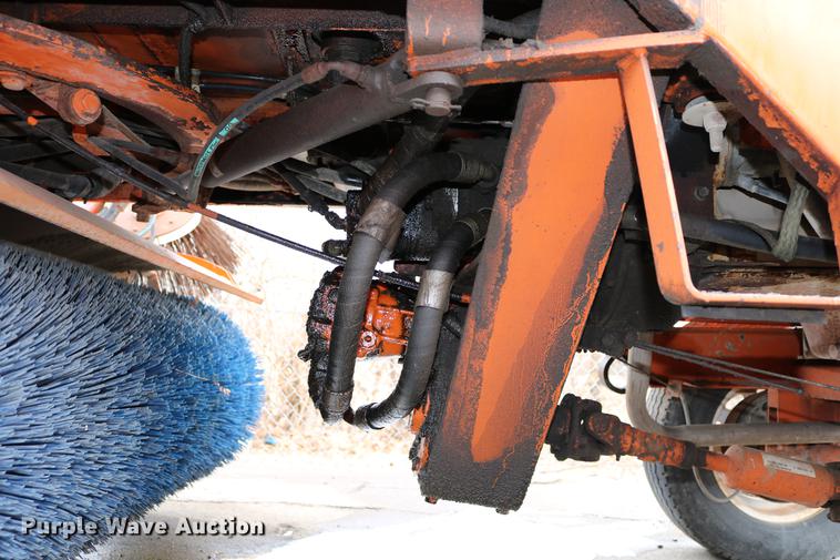 image for item DB6585 2006 Broce RJ350 broom