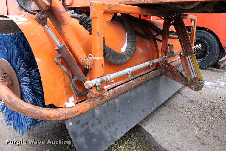 image for item DB6585 2006 Broce RJ350 broom