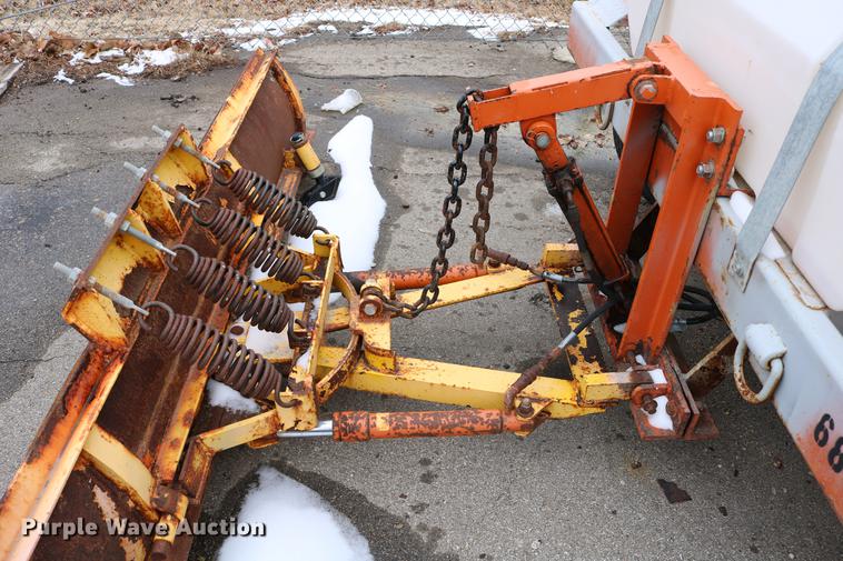 image for item DB6585 2006 Broce RJ350 broom