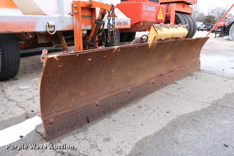 image for item DB6585 2006 Broce RJ350 broom