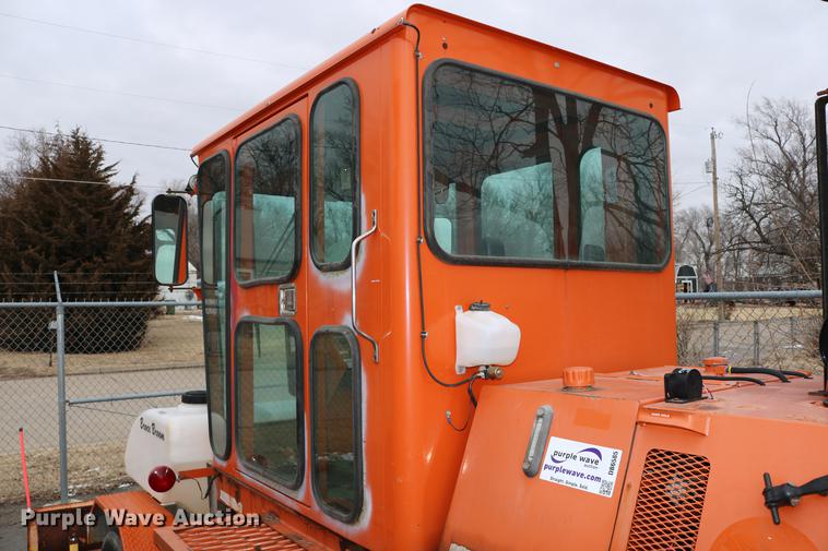 image for item DB6585 2006 Broce RJ350 broom