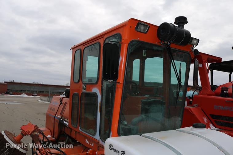 image for item DB6585 2006 Broce RJ350 broom