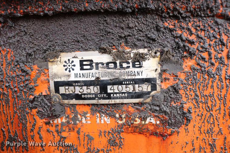 image for item DB6585 2006 Broce RJ350 broom