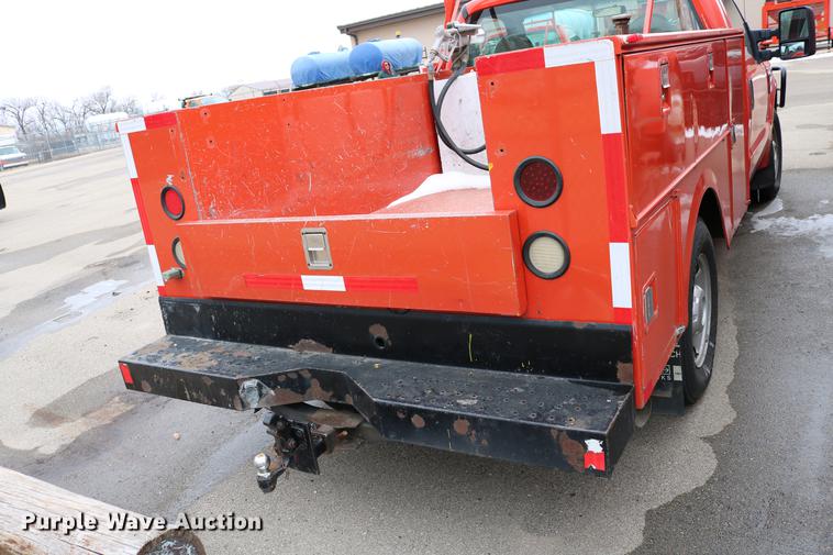 image for item DB6586 2008 Ford F250 Super Duty utility bed pickup truck