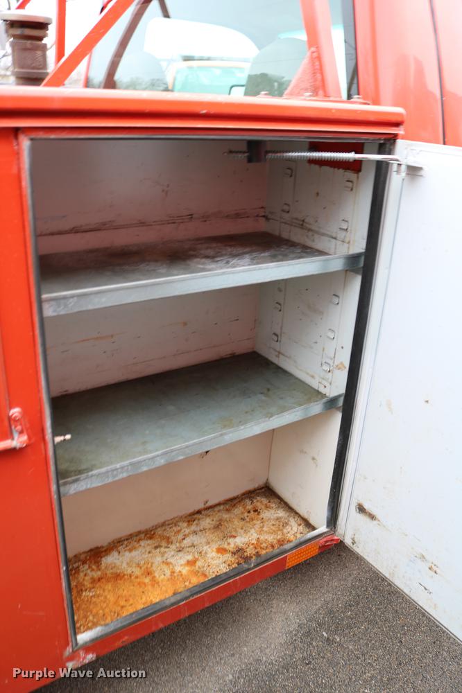 image for item DB6586 2008 Ford F250 Super Duty utility bed pickup truck