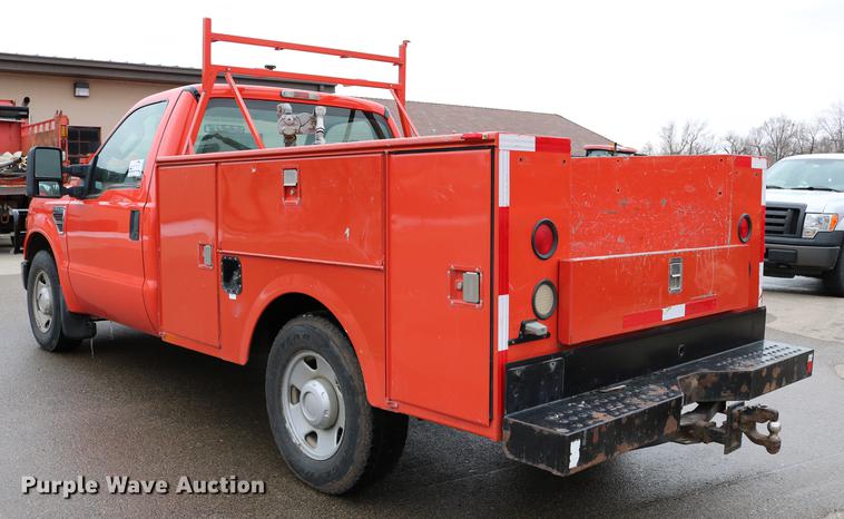 image for item DB6587 2008 Ford F250 Super Duty utility bed pickup truck