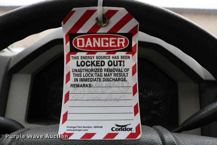 image for item DB6587 2008 Ford F250 Super Duty utility bed pickup truck