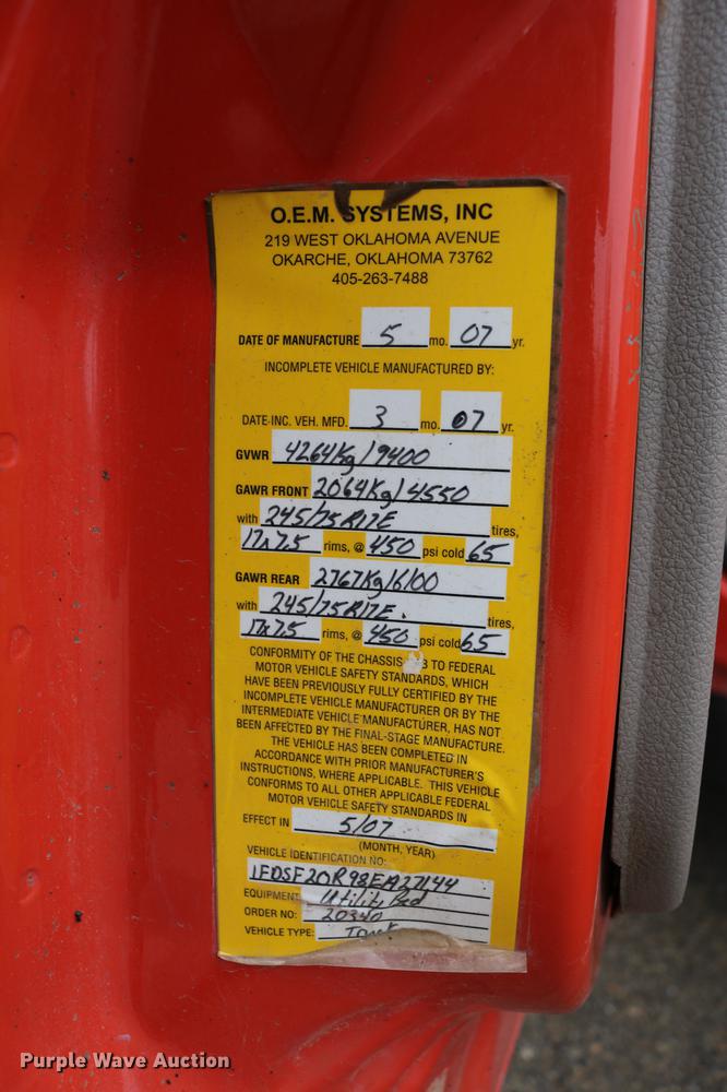 image for item DB6587 2008 Ford F250 Super Duty utility bed pickup truck