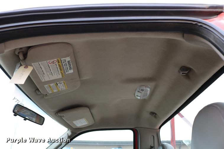 image for item DB6588 2008 Ford F250 Super Duty utility bed pickup truck