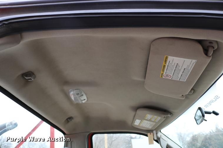 image for item DB6588 2008 Ford F250 Super Duty utility bed pickup truck