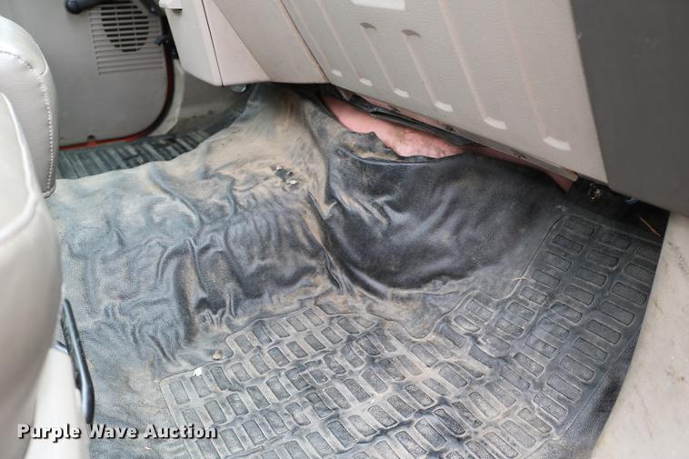 image for item DB6588 2008 Ford F250 Super Duty utility bed pickup truck