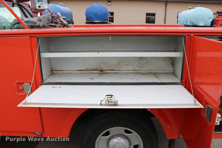 image for item DB6588 2008 Ford F250 Super Duty utility bed pickup truck