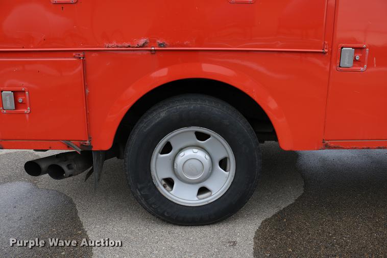 image for item DB6588 2008 Ford F250 Super Duty utility bed pickup truck