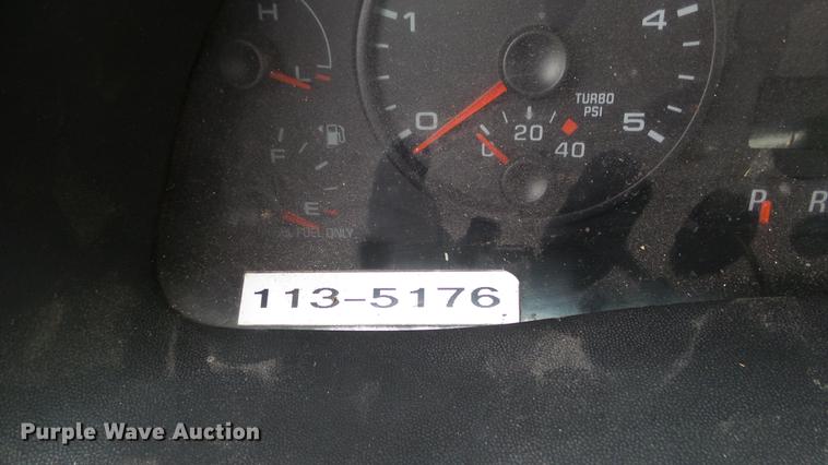 image for item DC0585 2006 Ford F250 Super Duty utility bed pickup truck