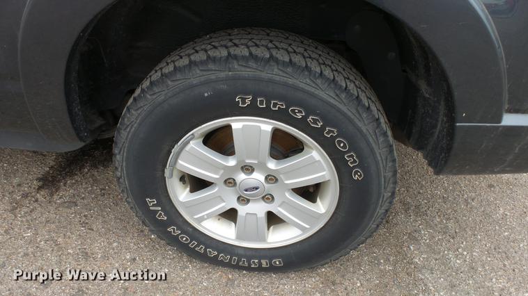 image for item DC0587 2010 Ford Explorer SUV