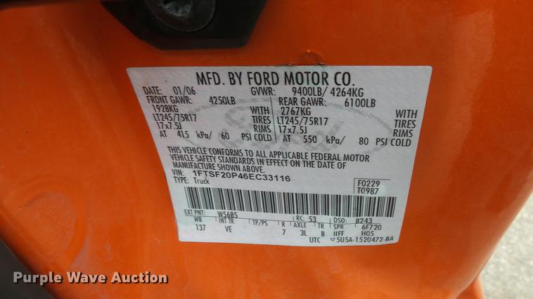 image for item DC0589 2006 Ford F250 Super Duty pickup truck